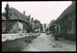 Salisbury-Ebenen: Ein altes Dorf bei den Stone Henge
