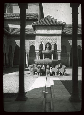 Granada: Alhambra, Löwenhof