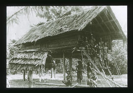 Salomon-Inseln: Haus der Geister, auf Bougainville