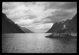 Jörundfjord: Einmündung [Norangsfjorden], Phot. W. Angst